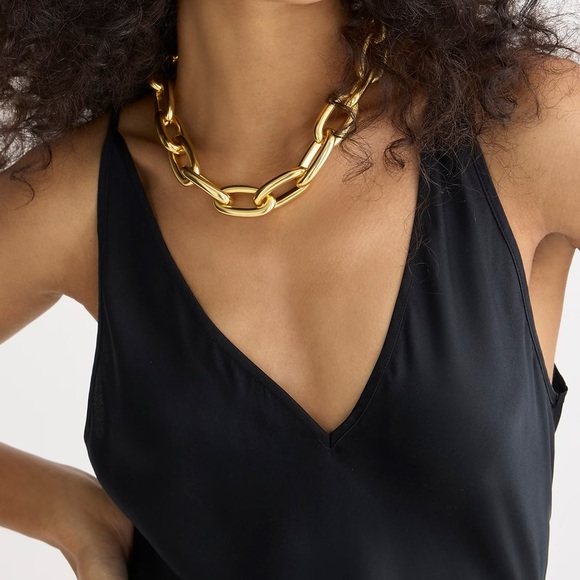 J. Crew Carrie V-neck camisole in silk - Picture 2 of 3